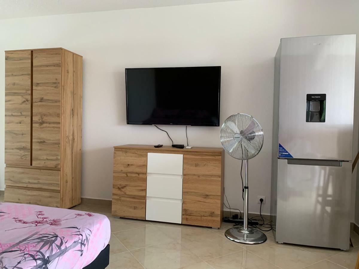Studio Ds Residence Securisee Avec Vue & Acces A La Mer . Льо Мул Екстериор снимка